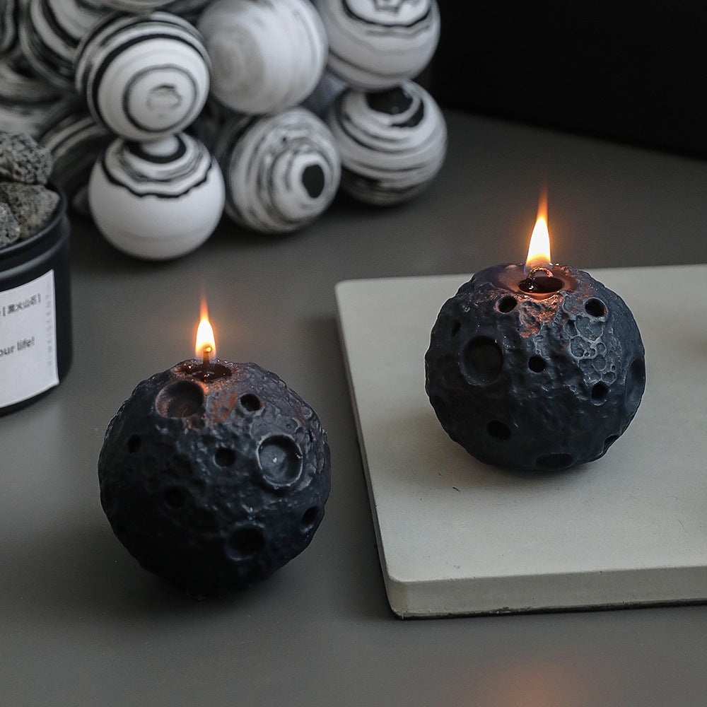 Moon Shaped Candles