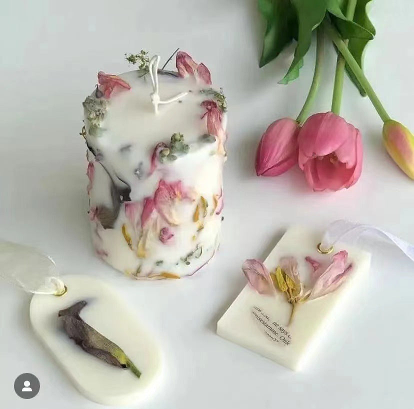 Dried Flower Rose Candle