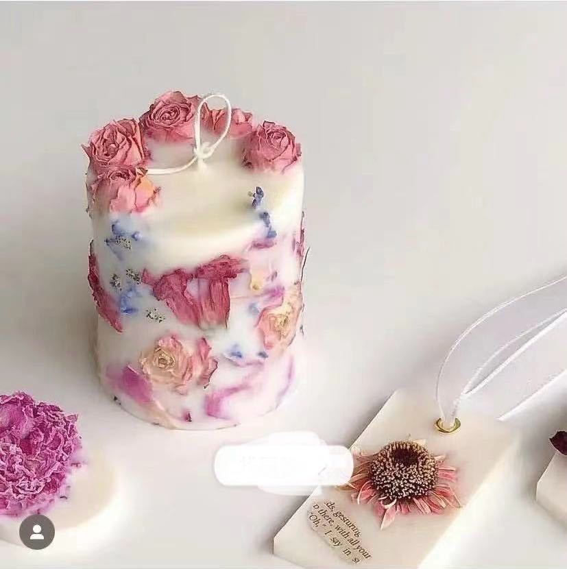 Dried Flower Rose Candle