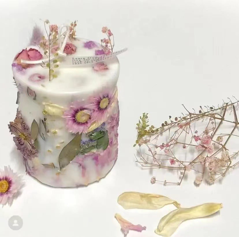 Dried Flower Rose Candle